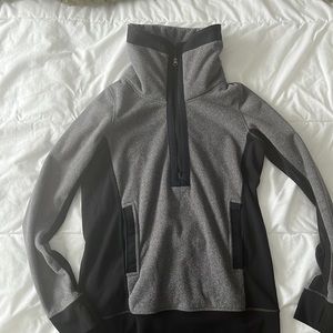Lululemon Post Chaturanga Pullover